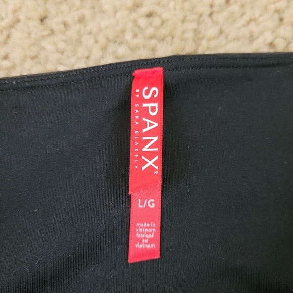 Spanx Quilted Faux Leather Leggings - Picture 6 of 8